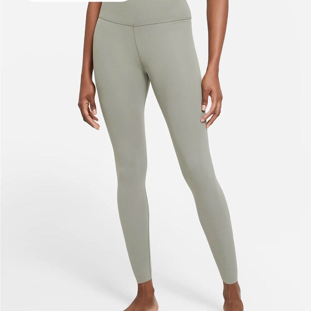 NWT Nike Yoga dri fit pants